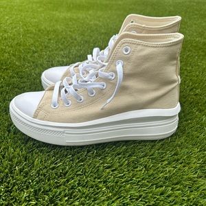 Women’s platform high top converse